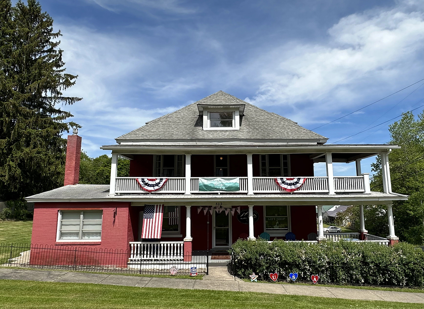 CFMI House (front shot) Cramer Family Mountain Inn